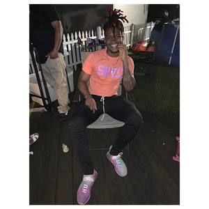 Meet your Posher, Devin